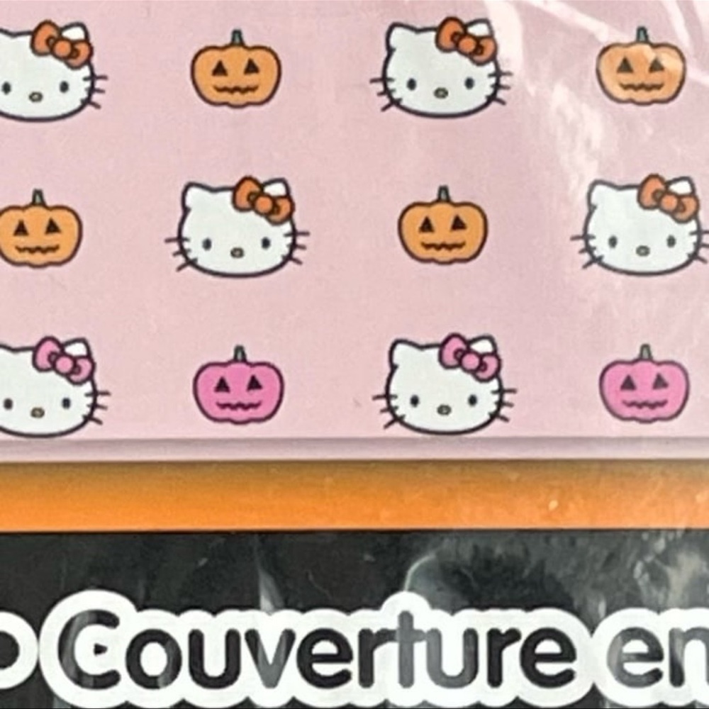Hello Kitty Pumpkins Halloween Blanket  ~NEW~  Full/Queen - Picture 5 of 8